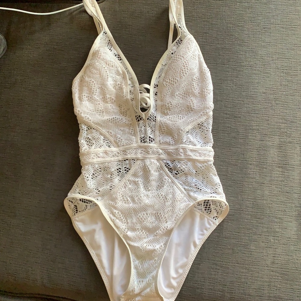 Becca one piece swimsuit - medium